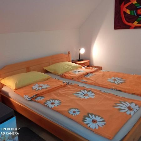 Ferienwohnung Studio Teo Pomorie Exterior foto
